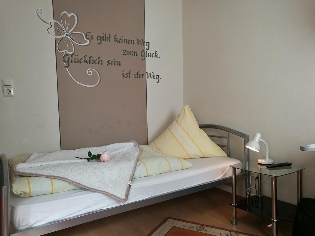 Pension Und Restaurant Reck Aulendorf Kültér fotó