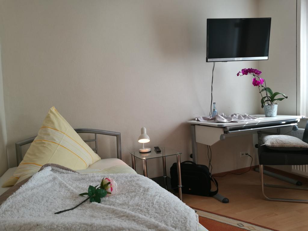 Pension Und Restaurant Reck Aulendorf Kültér fotó