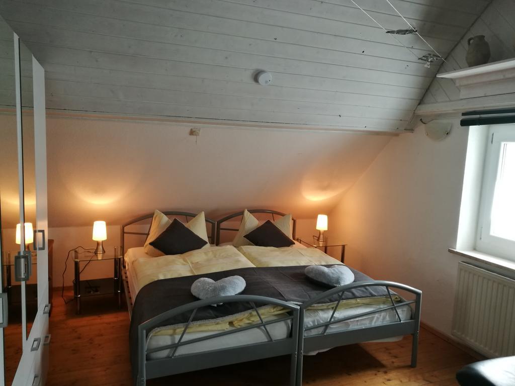 Pension Und Restaurant Reck Aulendorf Kültér fotó