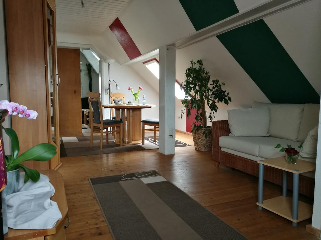 Pension Und Restaurant Reck Aulendorf Kültér fotó