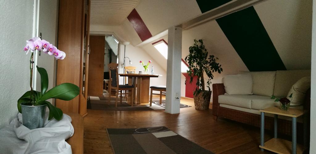 Pension Und Restaurant Reck Aulendorf Kültér fotó