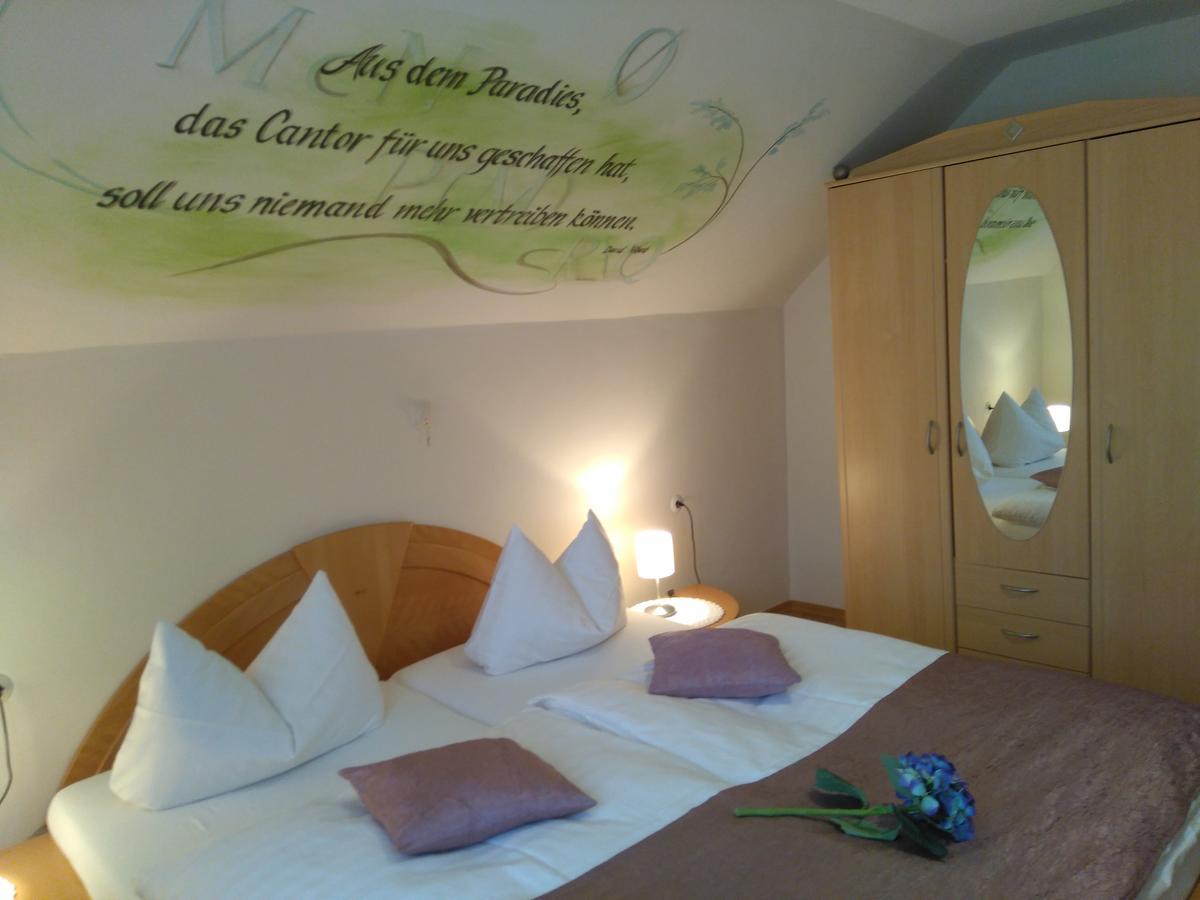 Pension Und Restaurant Reck Aulendorf Kültér fotó