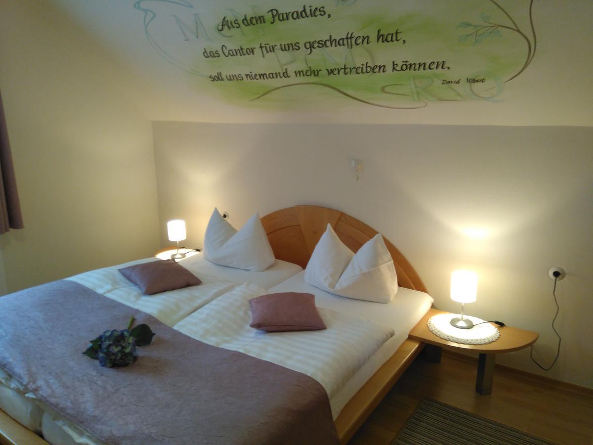 Pension Und Restaurant Reck Aulendorf Kültér fotó