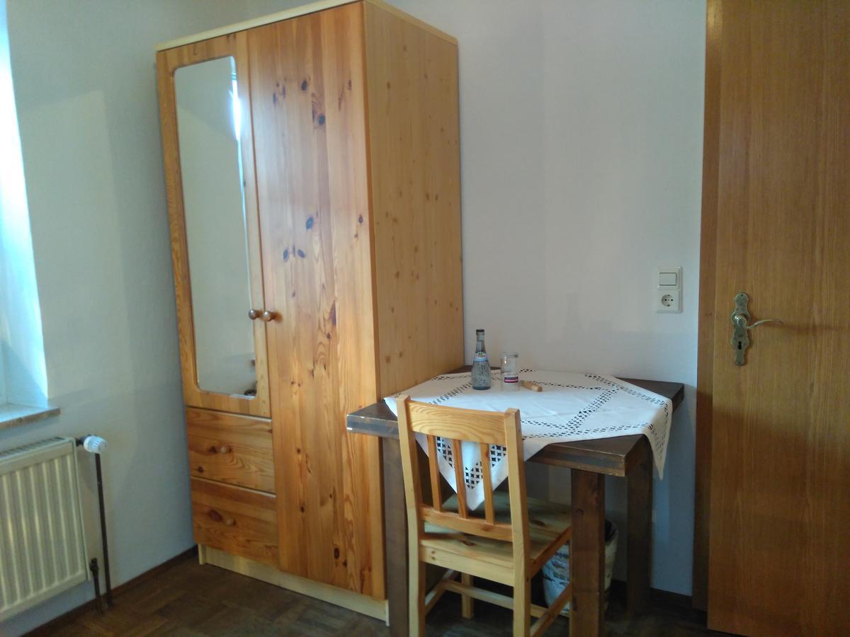 Pension Und Restaurant Reck Aulendorf Kültér fotó